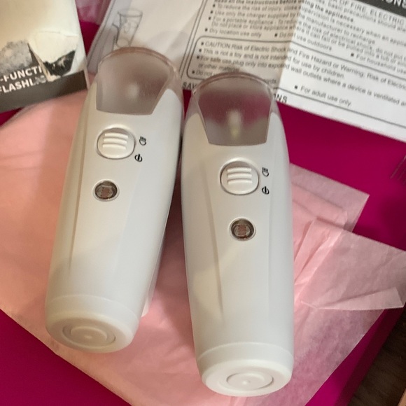 White Induction Multi-Function Emergency Flashlights Two - Picture 5 of 9